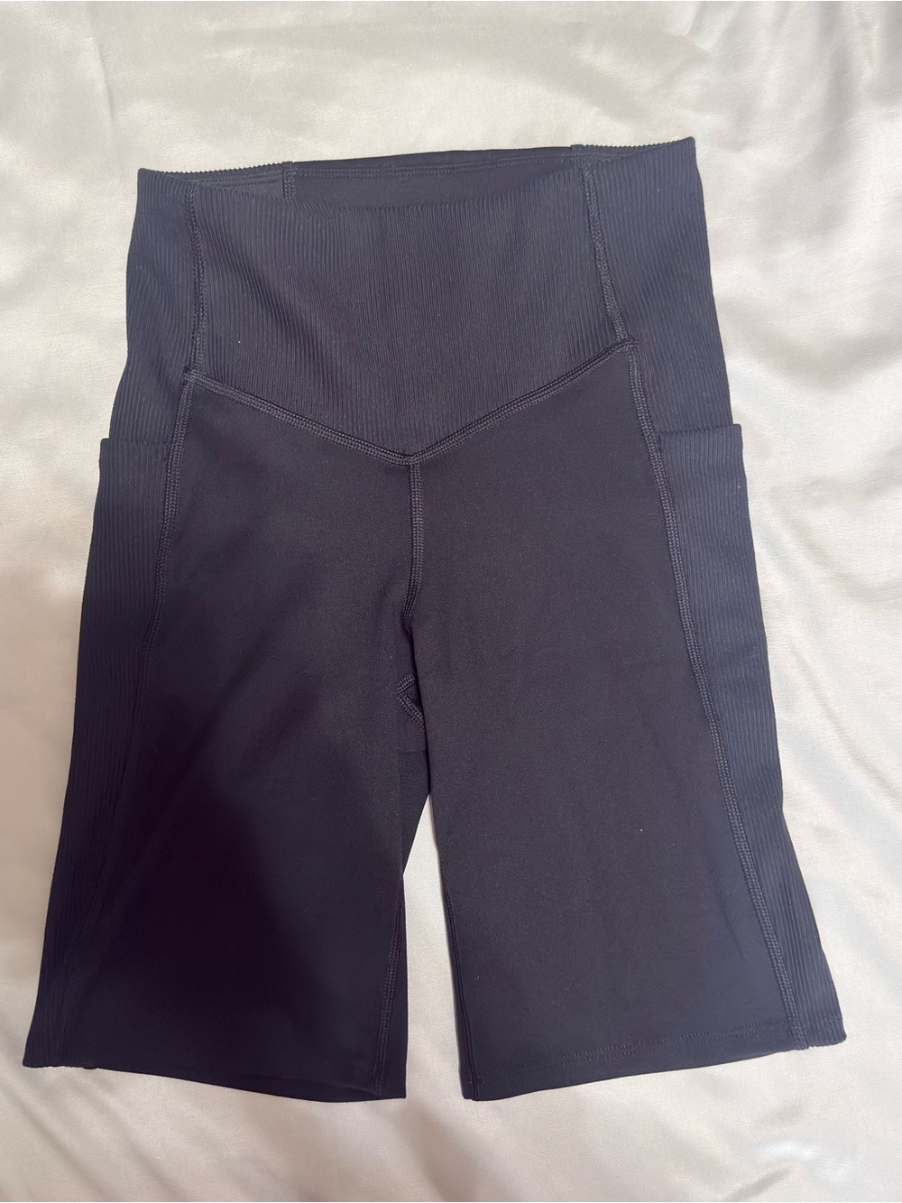 The North Face Black Ribbed High-Waist Bike Shorts with Side Pockets